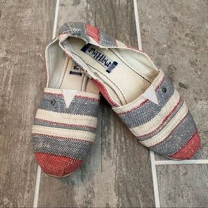 Mallow Canvas Shoes